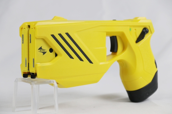 acheter Pistolet électrique multi-tactique avec pulvérisation de poivre et contrôle à distance. fabrication en ligne