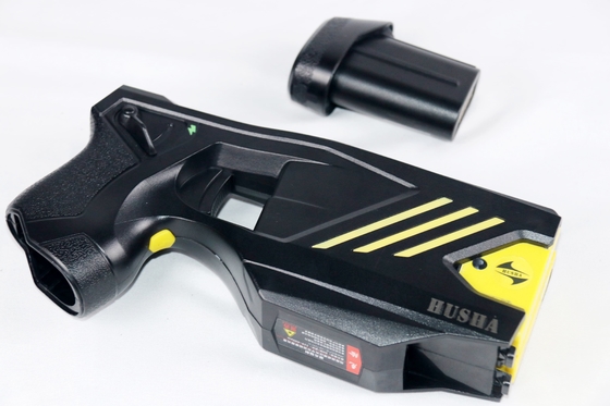 Pistolet électro-stimulant pour les forces de l'ordre. Pistolet électro-stimulant pour la lutte contre le terrorisme.